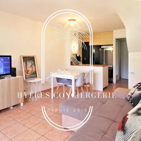 Apartment Le Hameau De La Pinede Mas T3 Piscine Clim Pk By Hc